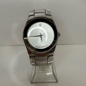 Movado Swiss Quartz Ref. 84.A402.81 / T4A4028K – Rare “12” Dial – Authentic
